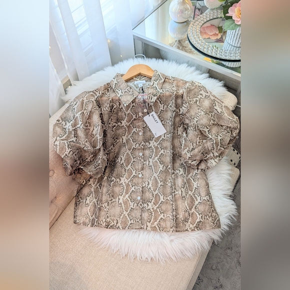 NWT Bailey/44 Women's Snake Print Puff Sleeve Top Size L - Picture 4 of 13